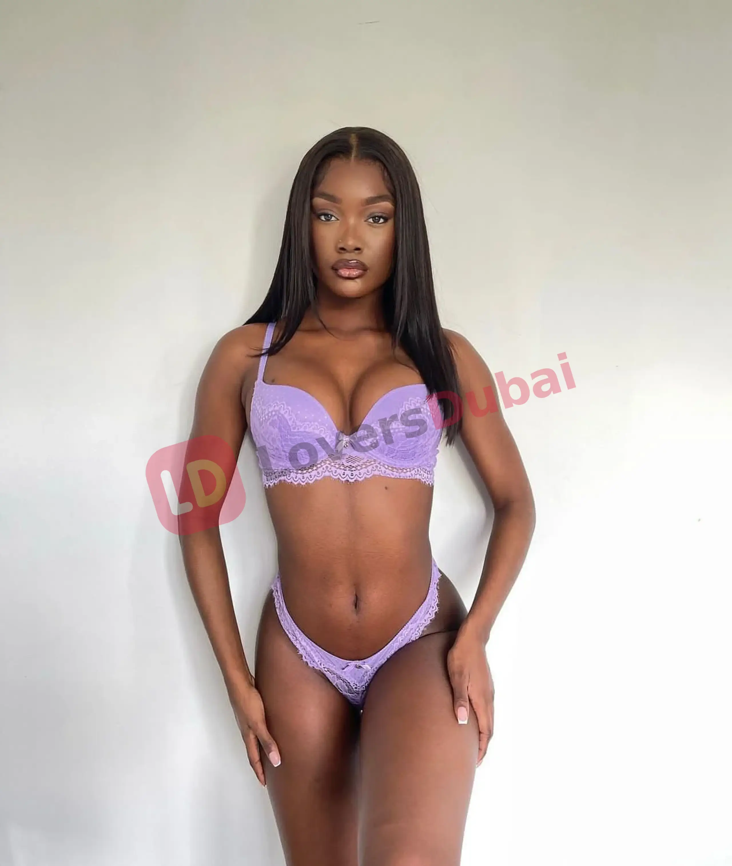 Анкета ella, Дубай: фотография 1