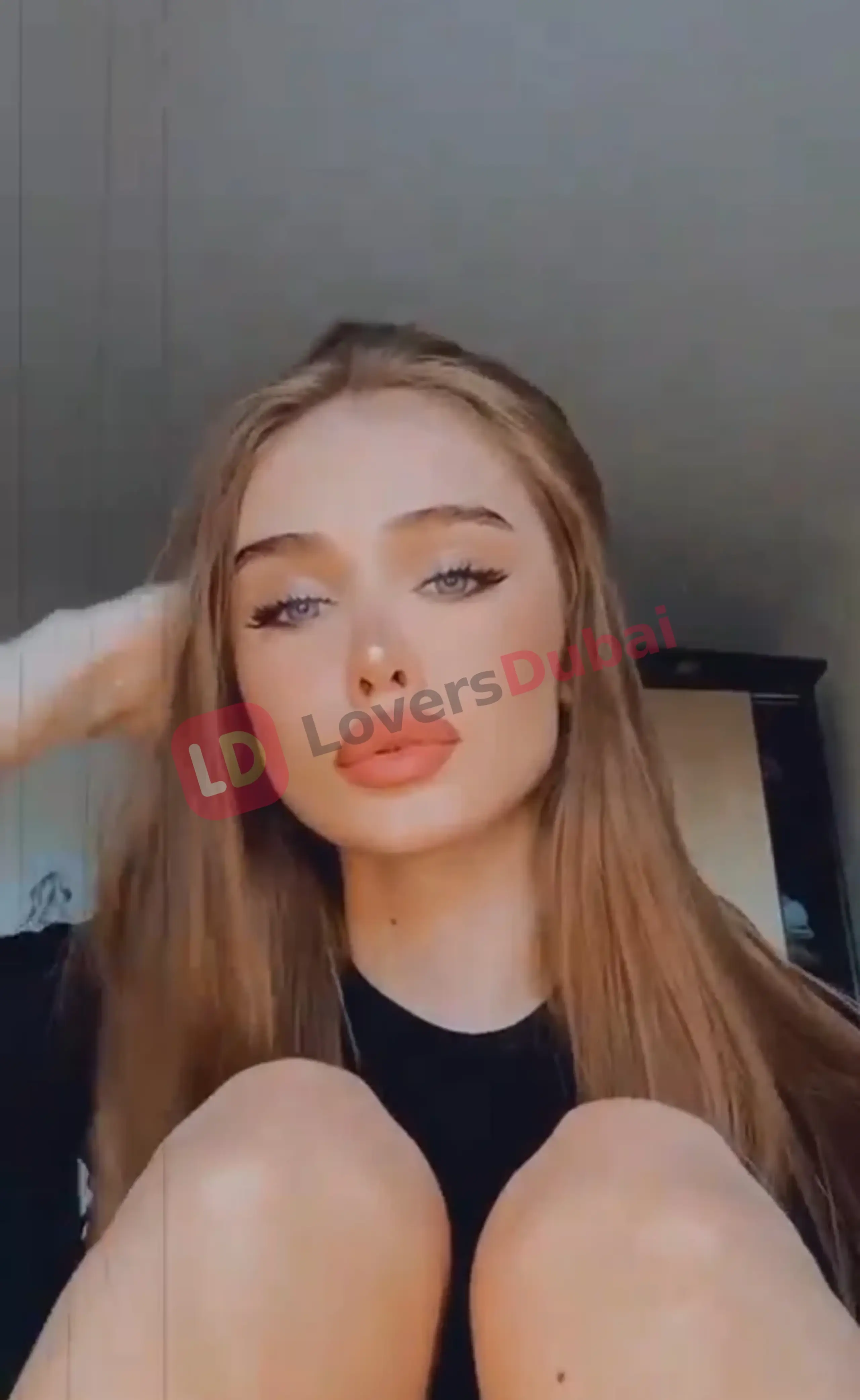 Profile of Elena in Dubai, photograph 1
