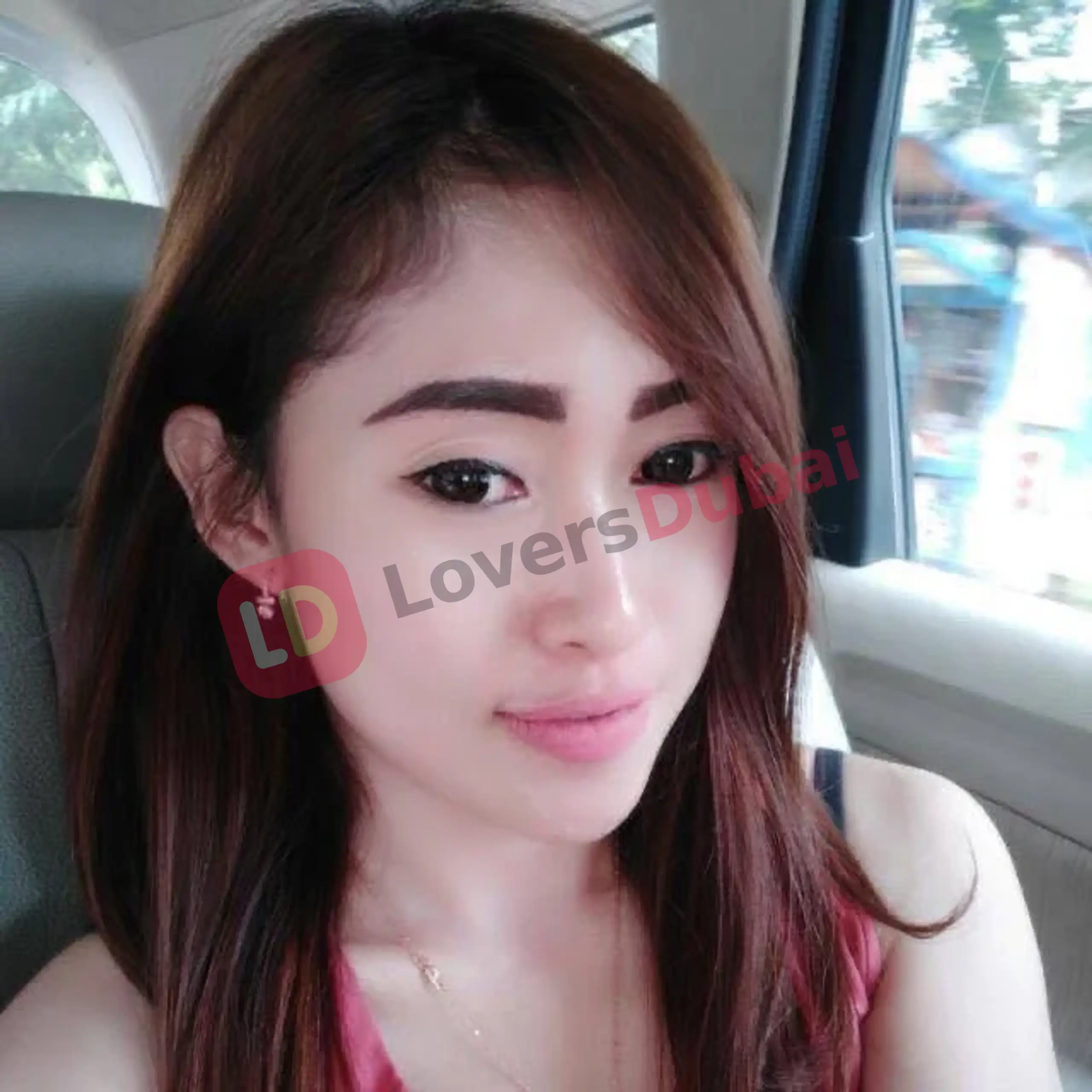 Profile of Jessica Babe Real in Dubai, photograph 1